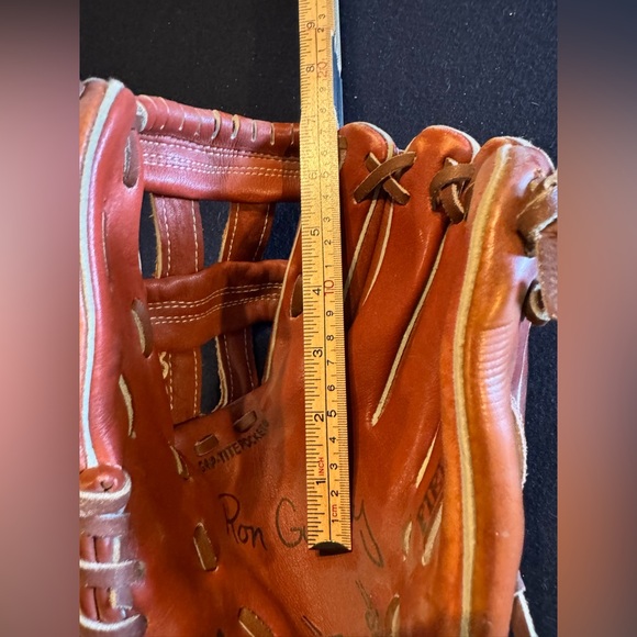Wilson Classic Brown Leather Ron Guidry A2635 Baseball Glove. 010186 - Picture 7 of 9